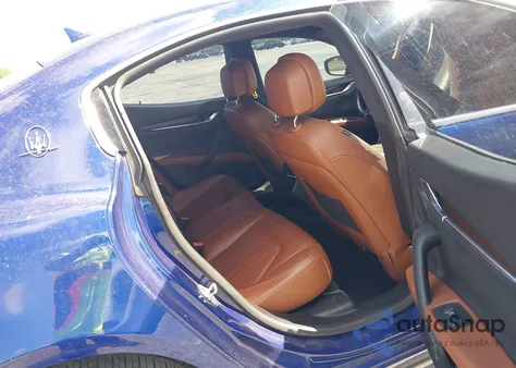 2018 Maserati Ghibli S z USA, uszkodzony, nr VIN ZAM57YSA7J1293246